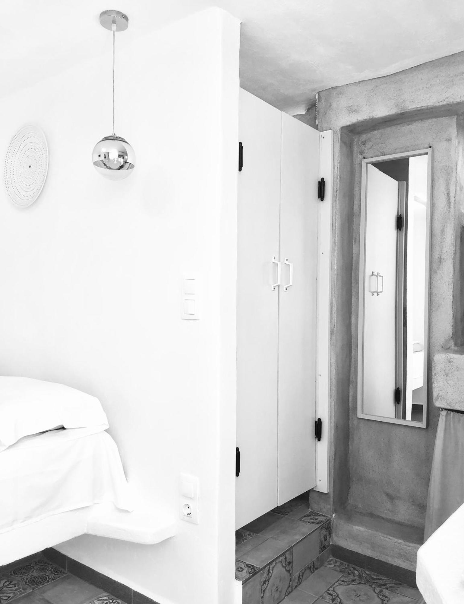 Apartment La Cueva Milos Adamantas (Milos)